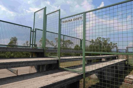 Ograja bo ločevala domače navijače od gostov